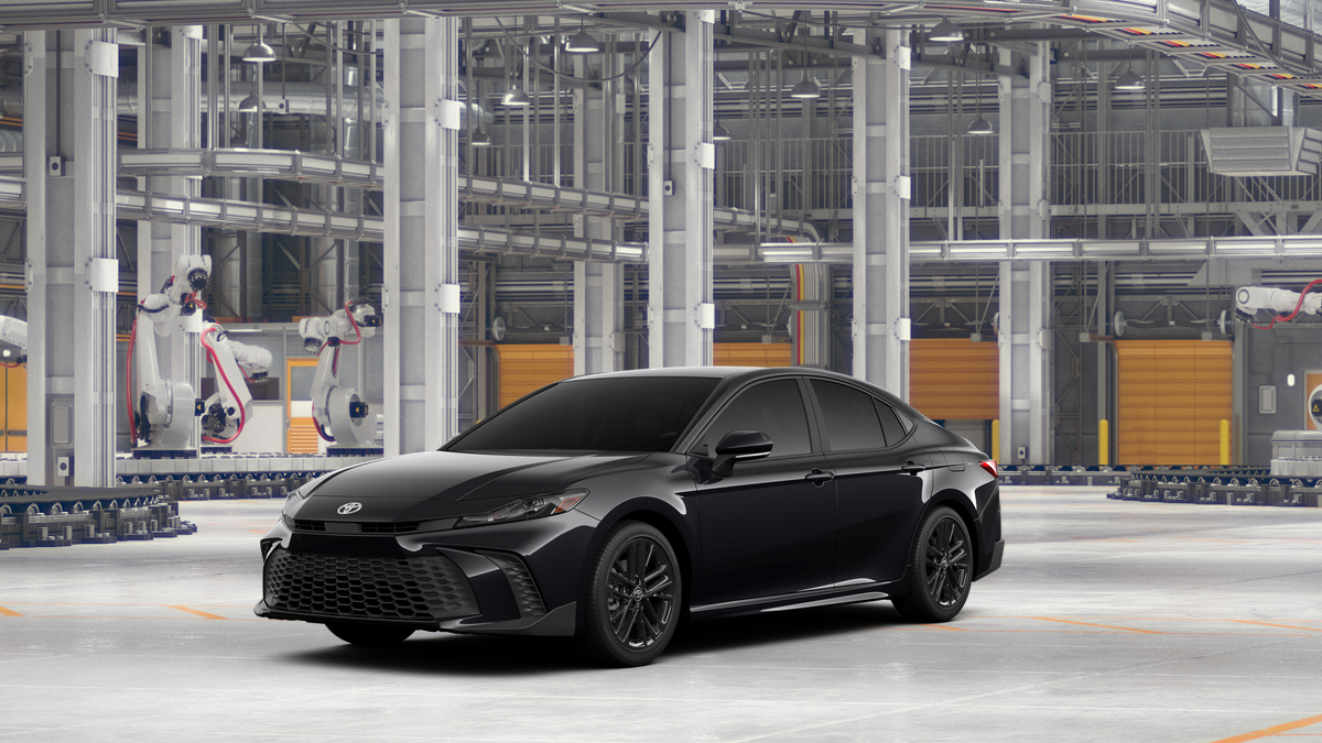2026 Toyota Camry SE in Midnight Black Metallic — front three-quarter view
