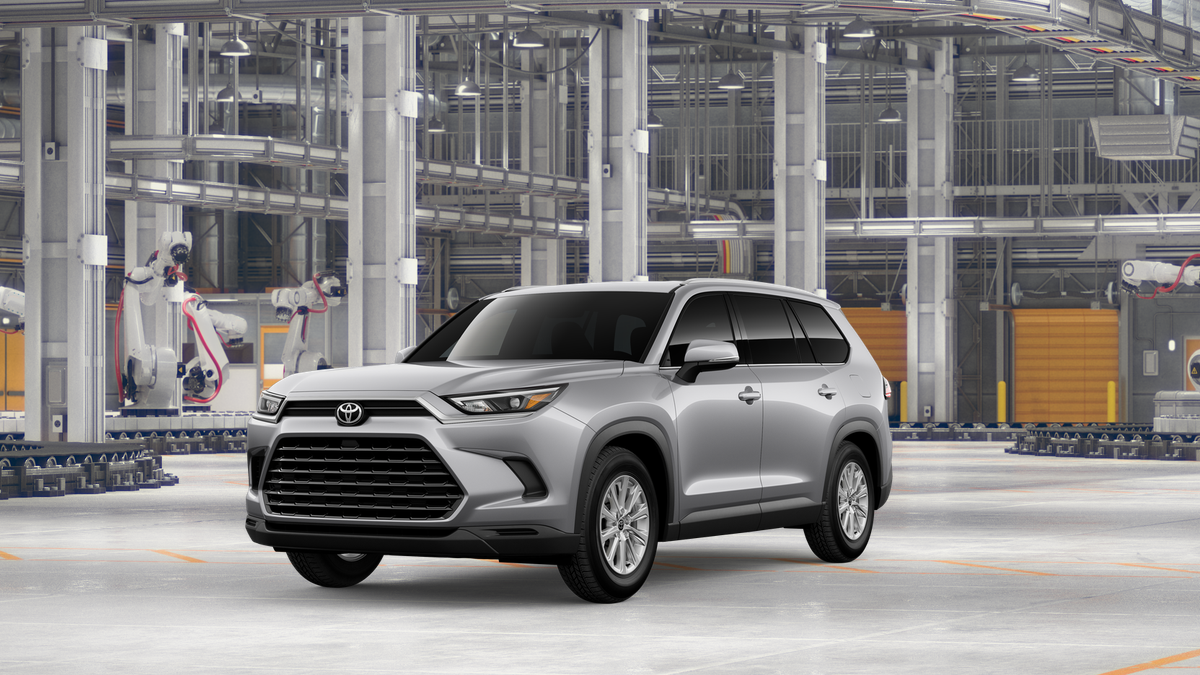 2026 Toyota Grand Highlander XLE in Celestial Silver Metallic — front three-quarter view