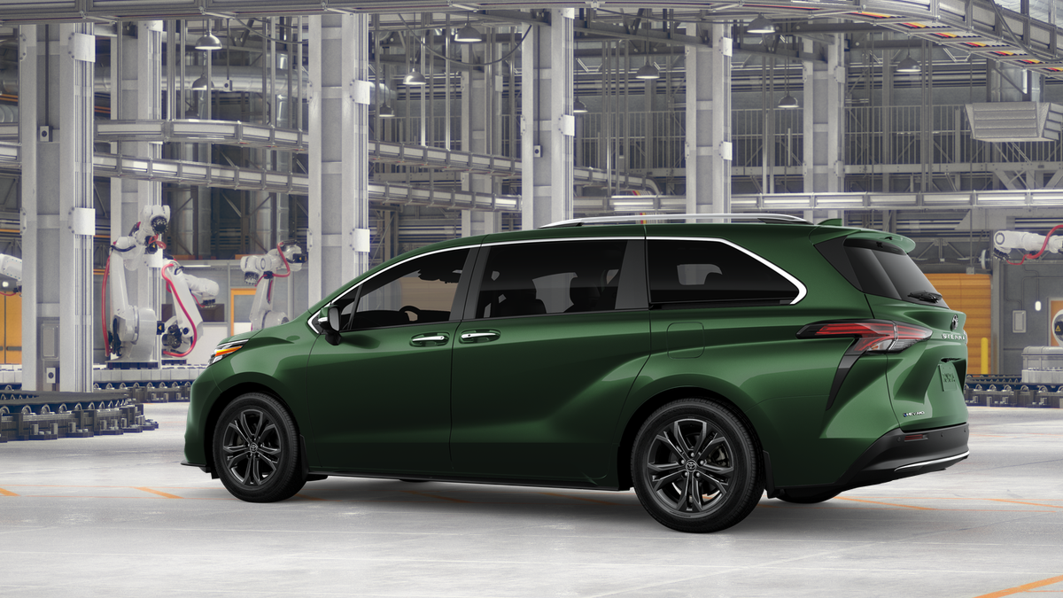 2026 Toyota Sienna — detail view